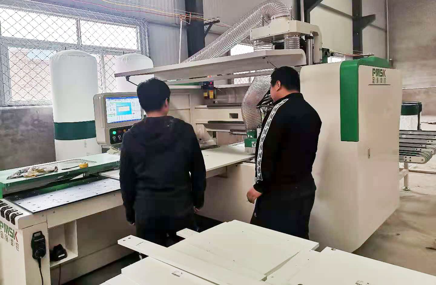 北京市燕郊張總-數(shù)控六面鉆培訓完畢，正式...